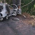 Šestoro maloletnika izgorelo u automobilu, samo jedan preživeo: Udarili u drvo, plamen odmah progutao vozilo