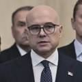 Predsednik SNS optužio prvog na studentskoj listi da je odgovoran za sinoćni incident u Novom Sadu