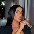 Poznata influenserka (32) poginula u stravičnom udesu: Stradala na licu mesta, iza sebe ostavila sina