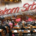 Usvojeni skandalozni medijski zakoni u Skupštini: Vlast priprema teren da Telekom osniva svoje medije