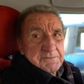 Ima blizu 100 godina, a i dalje mu produžavaju vozačku! Deda Miloš (94) je najstariji vozač u Srbiji - ne fali mi ništa!