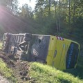 Prevrnuo se autobus pun dece, 12 mališana povređeno: Drama u Rusiji, otkazale mu kočnice?