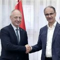 Premijer Macut se sastao s beloruskim ministrom Karpovičem, razgovarali o saradnji