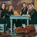 Novosadsko muzičko leto na tvrđavi donosi sedam zanimljivih a besplatnih koncerata Zavalite se u jastuke i uživajte u notama…