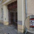 Čelnici Zrenjanina prvo uklonili tuđe vence pa obeležili 107 godina od osnivanja SNO opet bez gradonačelnika! 107 godina SNO…