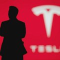 Tesla povlači 125.227 vozila u Sjedinjenim Državama