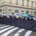 FOTO: I Zrenjanin zastao na 15 minuta, okupljeni poručili da korupcija ubija