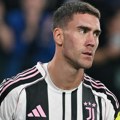 Trezege: Juventus treba da sačeka Vlahovića