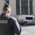 U Parizu sprečen teroristički napad ispred filijale američke banke