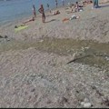 Neslavan početak turističke sezone u Budvi: Kanalizacija se ponovo izlila u more