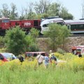 Teška saobraćajna nesreća u Hrvatskoj: U sudaru teretnog i putničkog voza kod Bjelovara povređene 24 osobe
