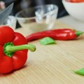 Brz ručak od samo nekoliko sastojaka: Paprike iz rerne sa sirom