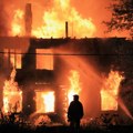 Porodična tragedija koja uzdrmala celu englesku u stravičnom požaru poginuli majka i dvoje dece