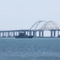 "Pokušali su napad na Krimski most": Rusko Ministarstvo odbrane: Uništena 3 ukrajinska bespilotna čamca