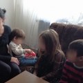 "Trudna sam, a svojoj deci nemam šta da dam da jedu" Bolna priča majke iz BiH koja sa šestoro mališana živi u podrumu