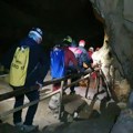 Otkriveno odakle je porodica zarobljena u Križnoj jami u Sloveniji