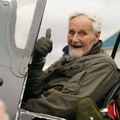 Pilot iz Drugog svetskog rata sa 102 godine prvi put upravljao "spitfajerom"