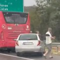 Tri vozila slupana, autobus sleteo sa puta: Stravična nesreća kod Bubanj Potoka (foto, video)