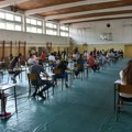 Osmaci danas polažu završni ispit iz srpskog jezika