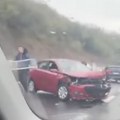 Potpuni haos kod Bubanj potoka: Četiri saobraćajke jedna za drugom: Na licu mesta zgužvani automobili i delovi rasuti po putu…