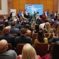 Uručeni ugovori za sufinansiranje mera energetske sanacije u 149 gradova i opština