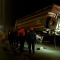 Prevrnula se prikolica šlepera na obilaznici oko Beograda