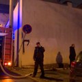 Požar u napuštenoj zgradi na Zvezdari, nema povređenih