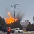 (Video) Rat je upravo dramatično eskalirao! Odzvanjaju eksplozije na aerodromu u još jednoj zemlji, haos se nekontrolisano širi…