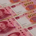 Prodajom dolara Peking brani kurs juana