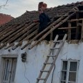 Pomagao sirotinju, a SAD njegova kuća propada: Meštani sela Pečenjevce samoinicijativno obnavljaju kuću Tome Zdravkovića…