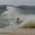 Izdat crveni meteo-alarm na Jadranu, očekuju se jaki udari bure: Već izmeren vetar jačine 140 km/h