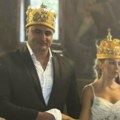 (Foto) Maja i Alen Hadrović pred Bogom rekli "da": Rijaliti učesnici organizovali crkveno venčanje - mlada u haljini sa…