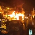 Ostao samo spaljeni kostur: Jezive slike izgorelog autobusa u Železniku na liniji 511 (foto, video)