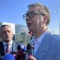 Vučić na pitanje "Novosti": Ni metar puta nisu izgradili oni koji su to obećavali