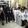 Vučić: "Gradi se mnogo bolnica, stižu mamografi, nastavljamo sa lečenjem retkih bolesti"