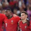 Da li ovo znači kraj? Legendarni portugalski fudbaler „izvisio“ za novi ugovor! (video)