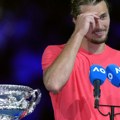 Zverev utučen posle poraza u finalu: "Užasno je stajati pored trofeja, ne možeš da ga dodirneš..."