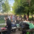 Prvomajski uranak u Beogradu: Roštilj i muzika na Košutnjaku, neki su stigli još sinoć da zauzmu mesto (foto)