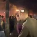 Zvezdaši bacili baklju u „Ćacilend“ i izvređali Vučića VIDEO