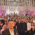 Maturanti škole „Sezai Suroi“ proslavili matursko veče (foto)