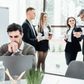 Tri fraze koje treba izbegavati na poslu jer nam umanjuju kredibilitet