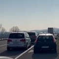 (Video) Kolaps na auto-putu ka Nišu: Gastarbajteri krenuli kućama, ali haos tek sledi: Ova tačka je takođe kritična!