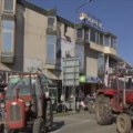 Poljoprivrednici koji protestuju traže hitan sastanak sa Vladom Srbije