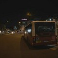 VIDEO Teška nesreća na Zelenom vencu: Autobus GSP-a udario u dva taksija pa se zakucao u lokal, više osoba povređeno