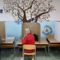 Šta se dešava sa biračima koji ne stignu da glasaju do 19 časova? Važno obaveštenje izborne komisije