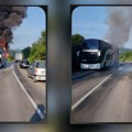 Zapalio se autobus na putu Brestovik-Smederevo, nema povređenih