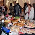 „Praznične đakonije“ obogatile trpezu: U Vršcu održana 14. gastronomska manifestacija (foto)