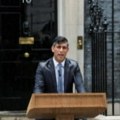 Британски премјер заказао изборе за 4. јул, очекује се пораз његових конзервативаца