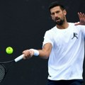 Novak odradio trening u Brizbejnu (video)