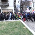 Maturanti iz Smedereva u protestnom maršu do Velike Plane - maraton studenata cele Srbije za Niš se nastavlja